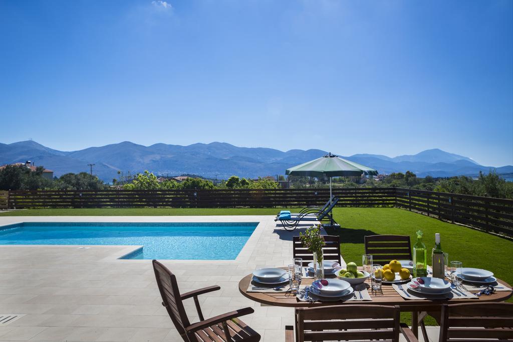 Armonia Villas Lixouri Exterior photo